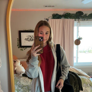 Meet your Posher, Adyson